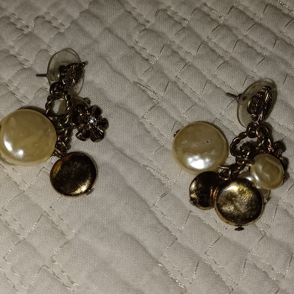 Earrings(pierced ears)